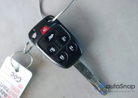 2012 Honda Odyssey Touring/Touring Elite from USA, damaged, VIN 5FNRL5H9XCB140822